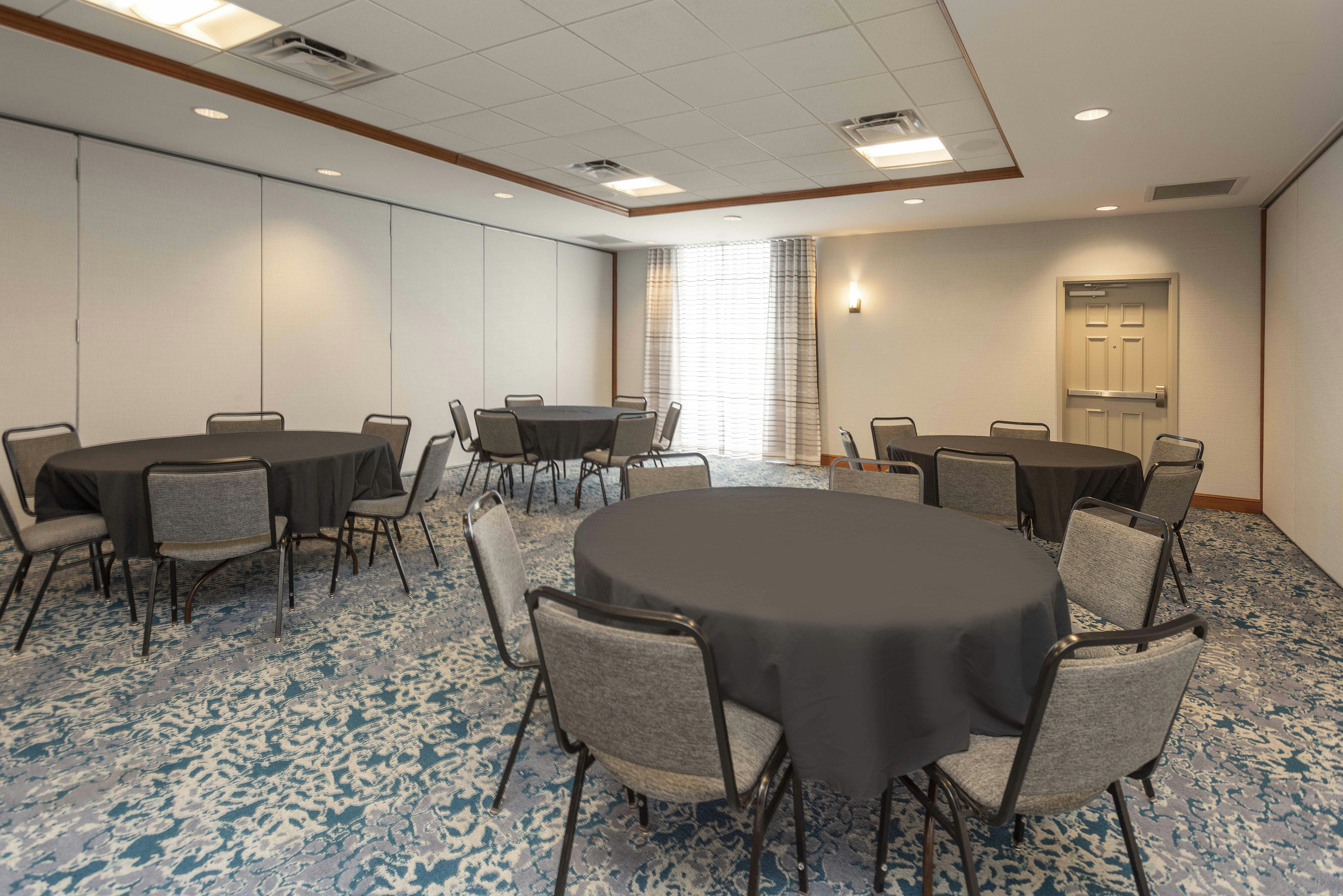 Hilton Garden Inn Schaumburg 28/31