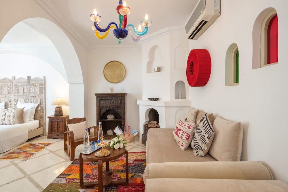 Riad Alma 46/72