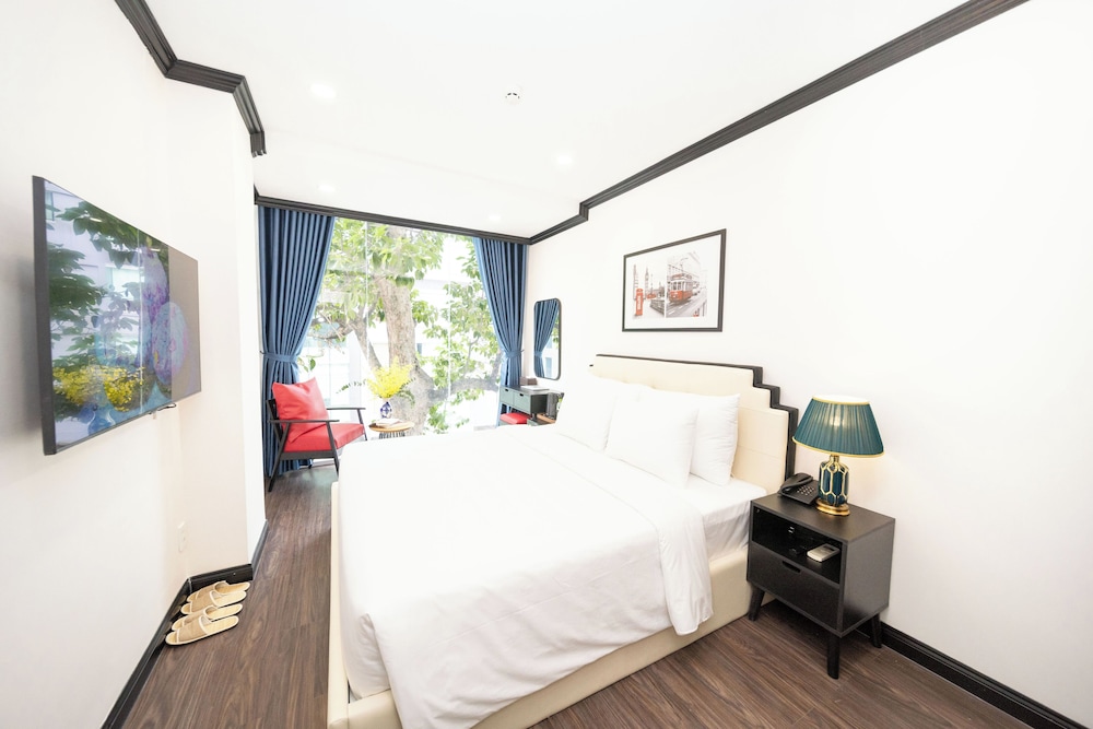 غرفة تنفيذية بسرير كوين بإطلالة على المدينة، The Passion Suite Hotel 7/10