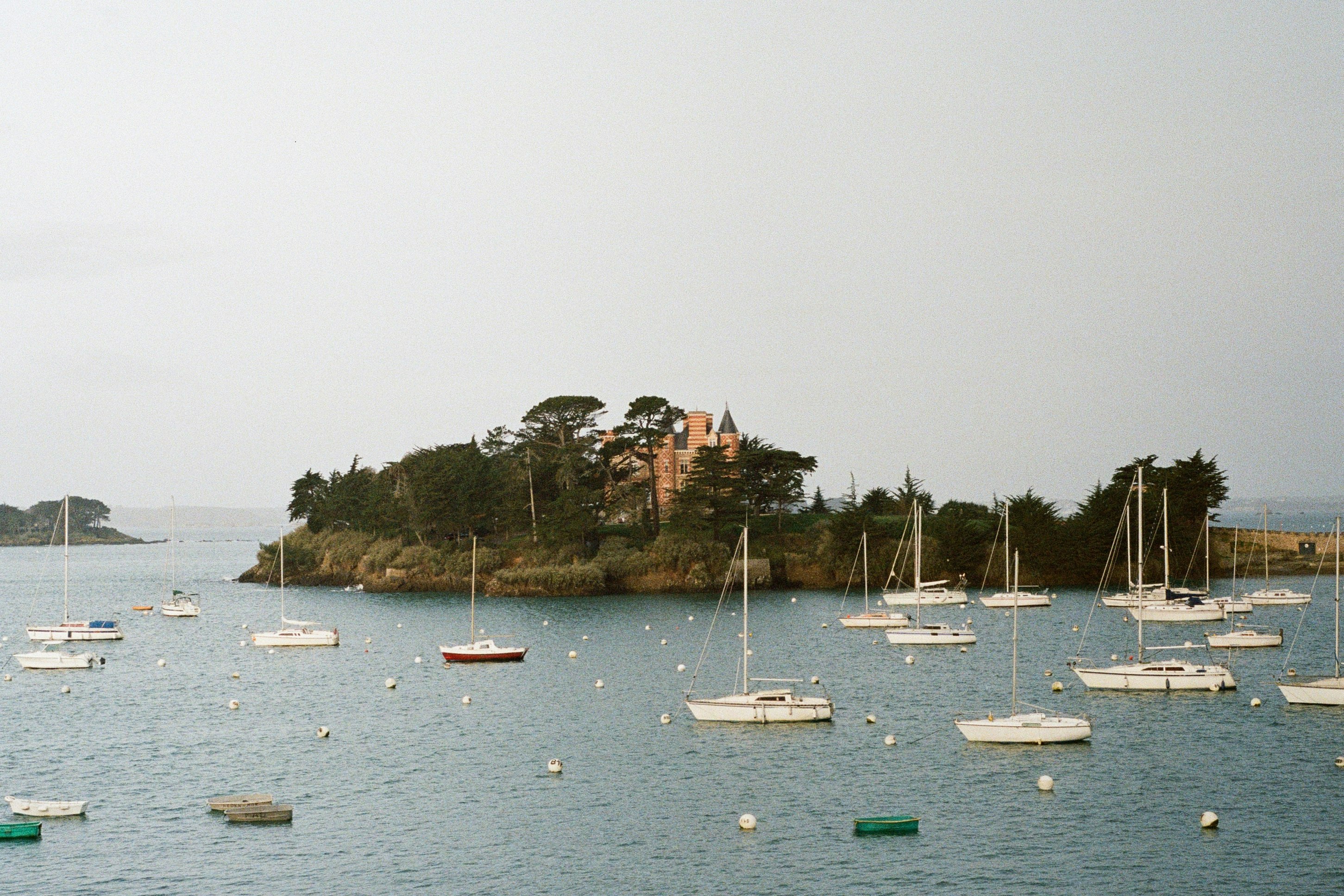 Hotel Le Nessay 18/26