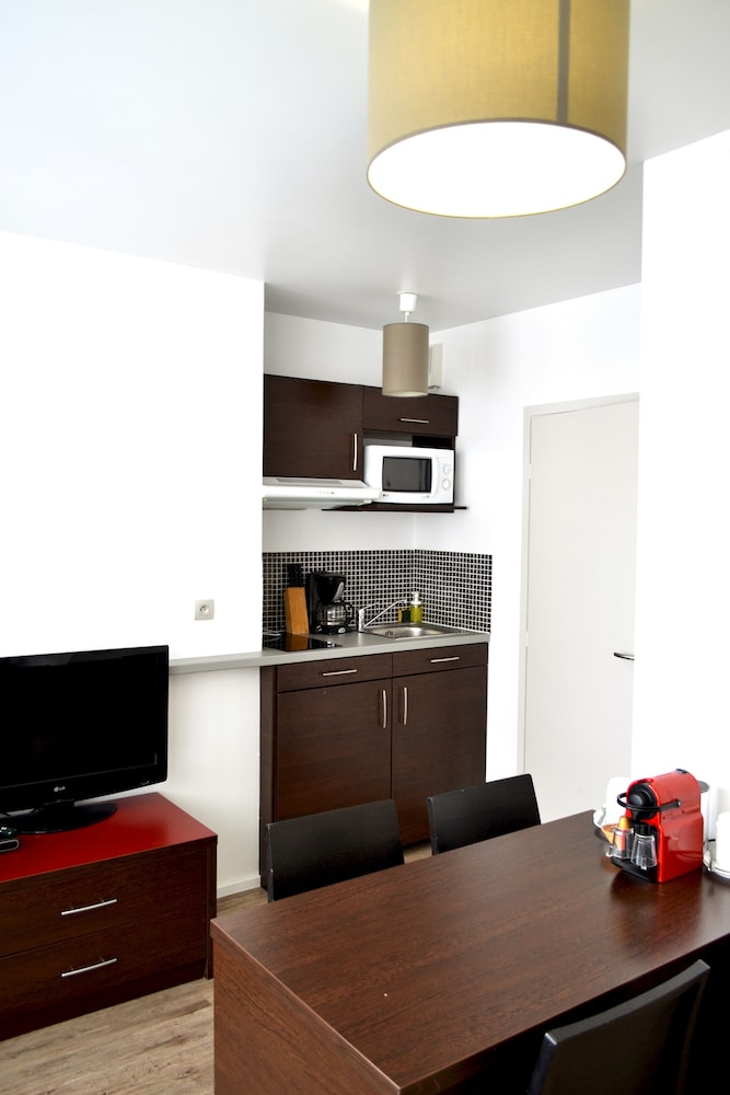 RESIDHOTEL LILLE VAUBAN(FORMERLY COSY S LILLE VAUBAN APARTHOTEL) 5/70