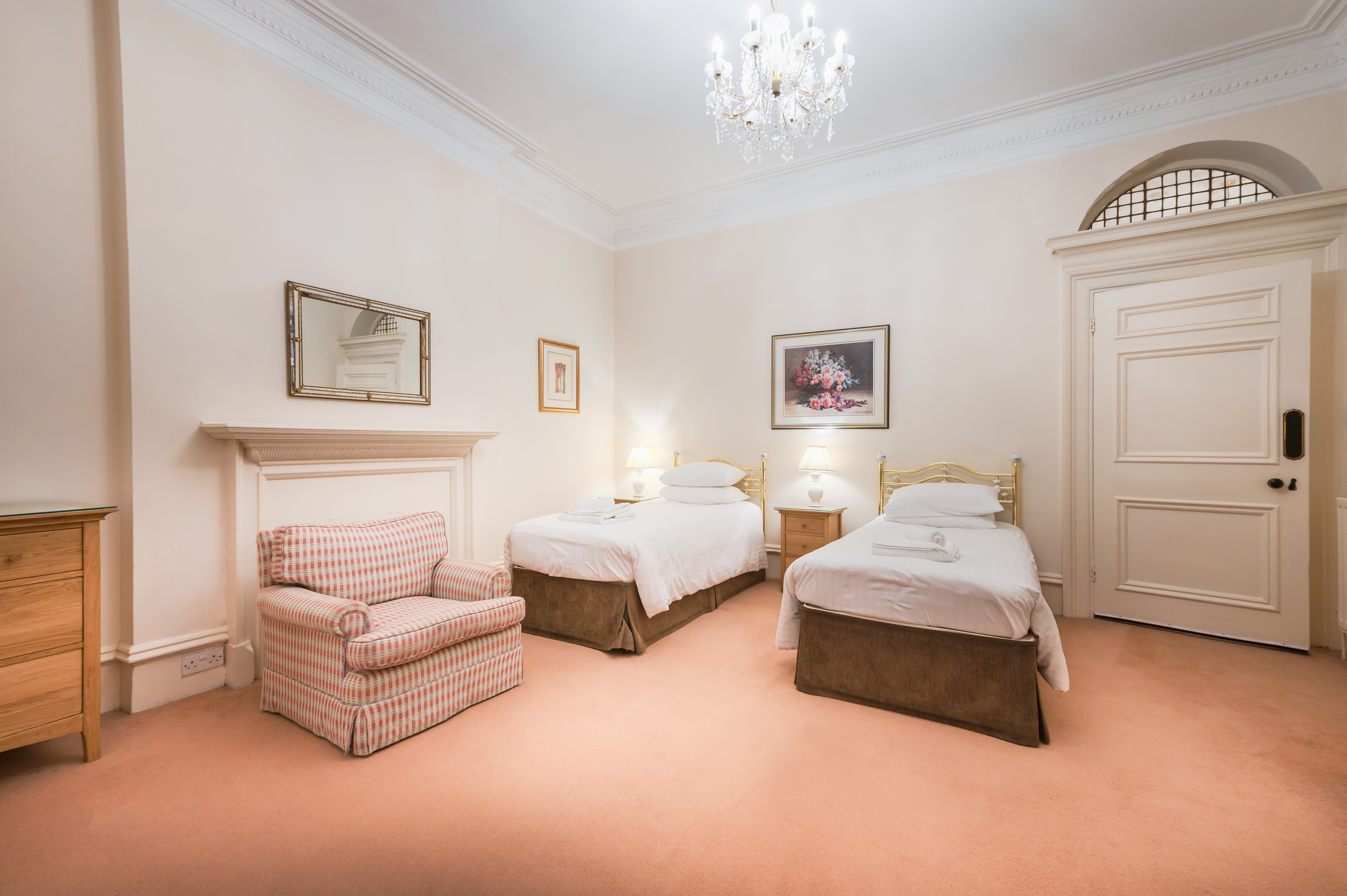 3 Bedrooms, Apartment, 2 Bathrooms