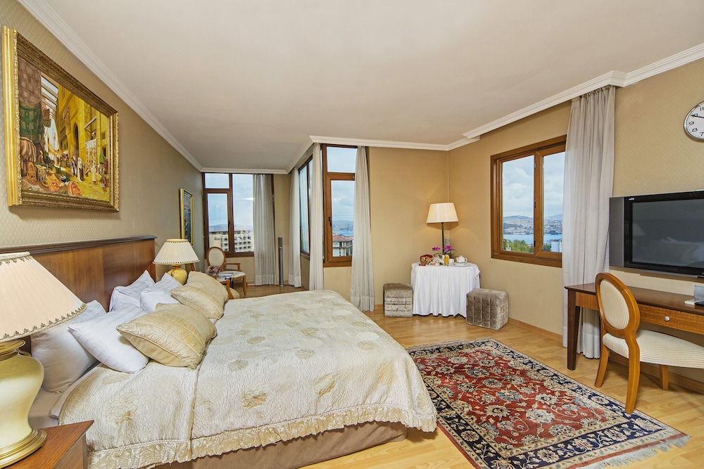 Arts Hotel Taksim 11/67