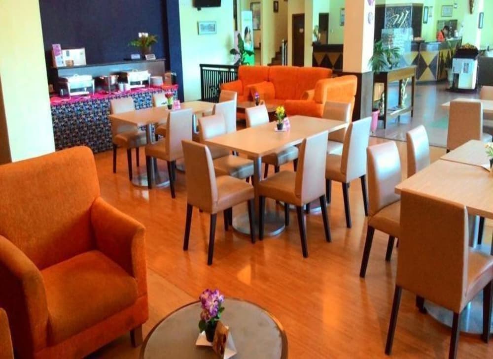 YELLO Hotel Samarinda 22/28