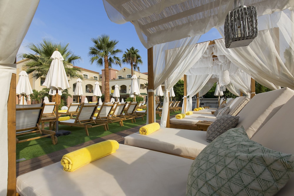 Samaina Inn Hotel 38/50