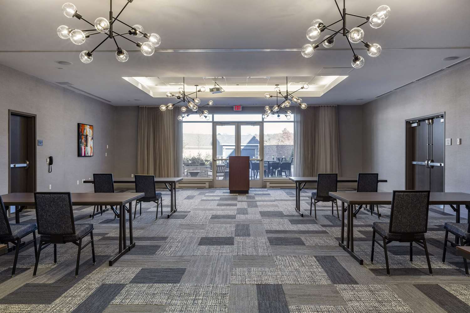 Cambria Hotel Manchester South Windsor 30/38