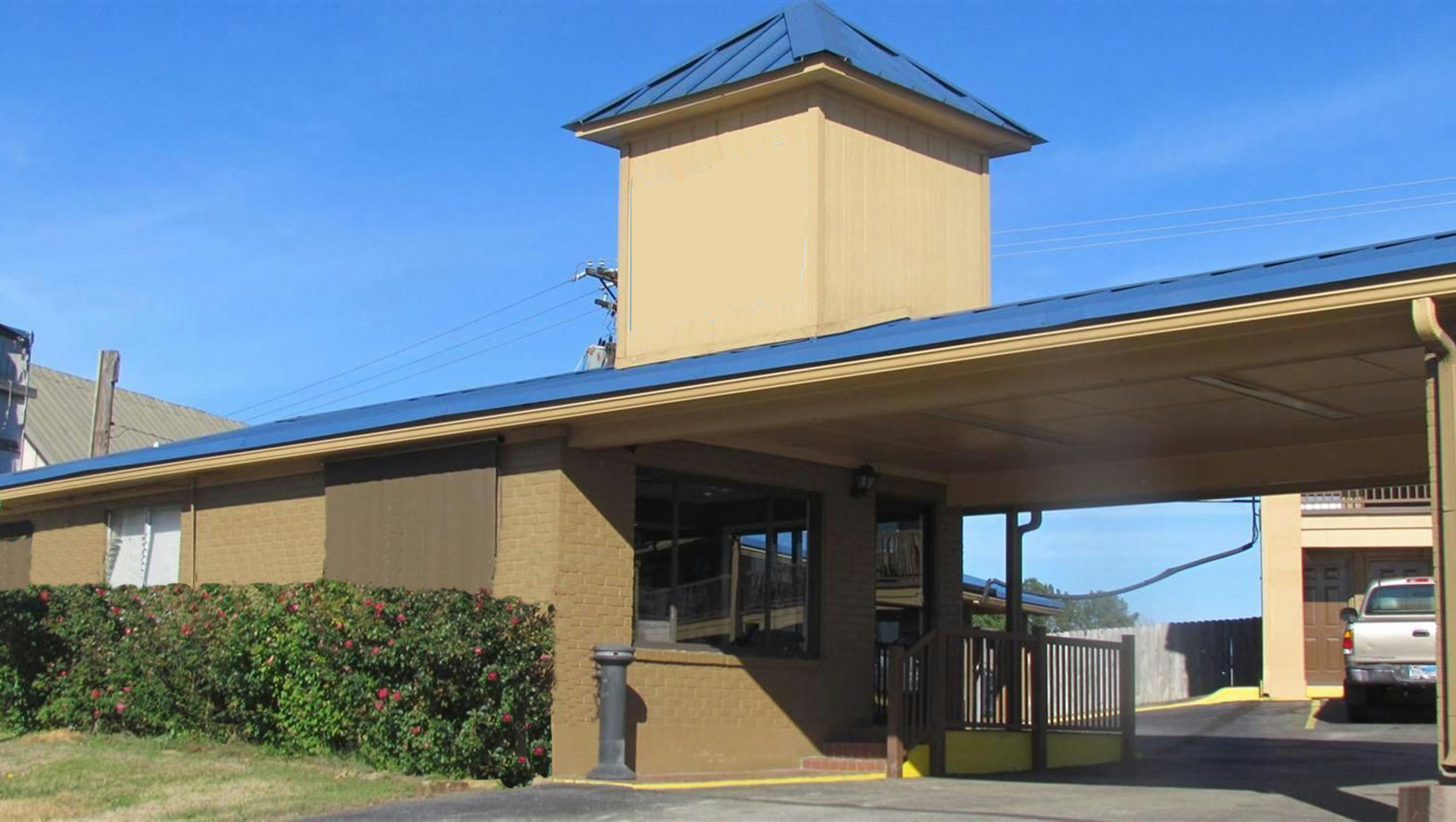 Xecutive Inn and Suites 4/37