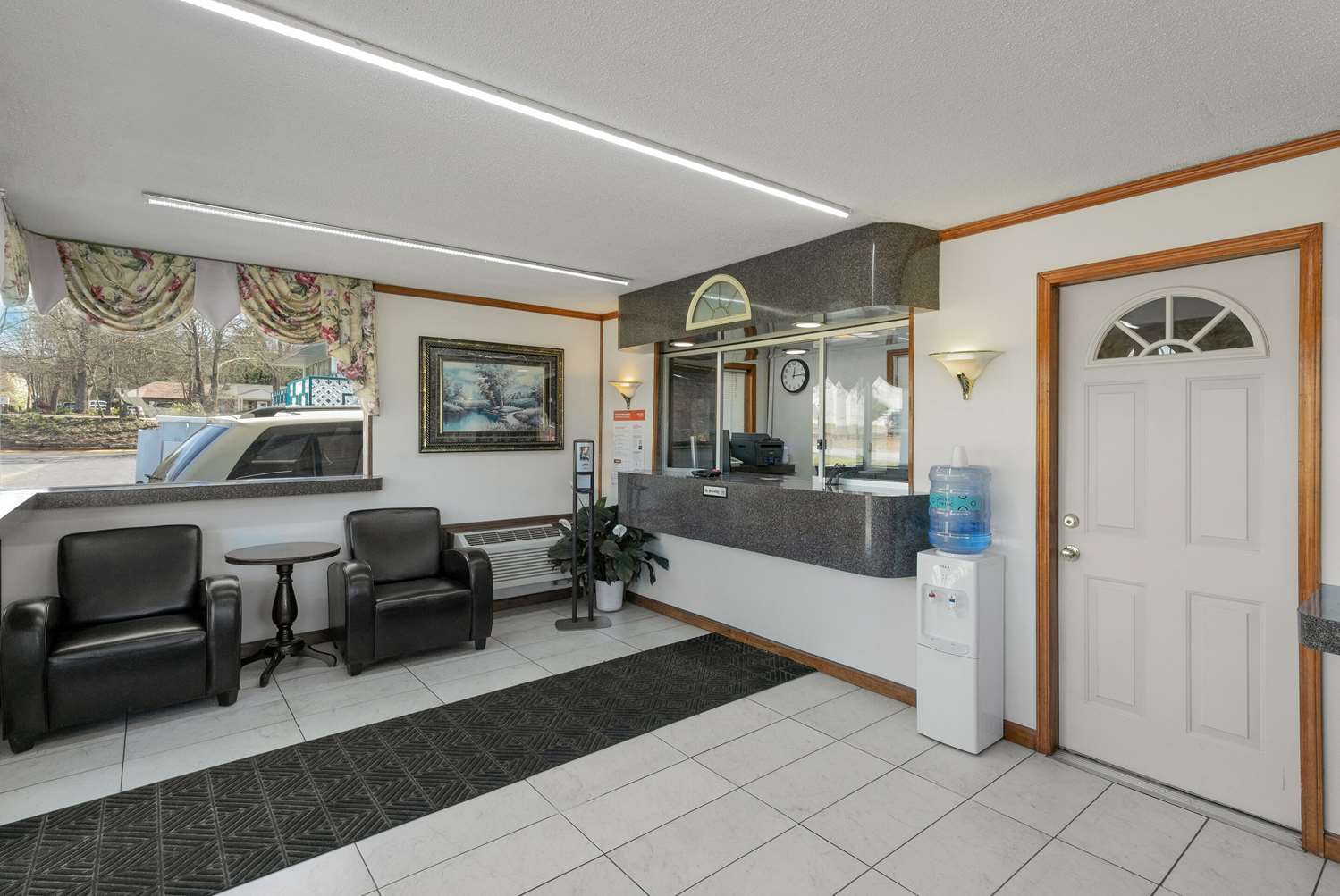 Econo Lodge Clemson - University Area 6/13