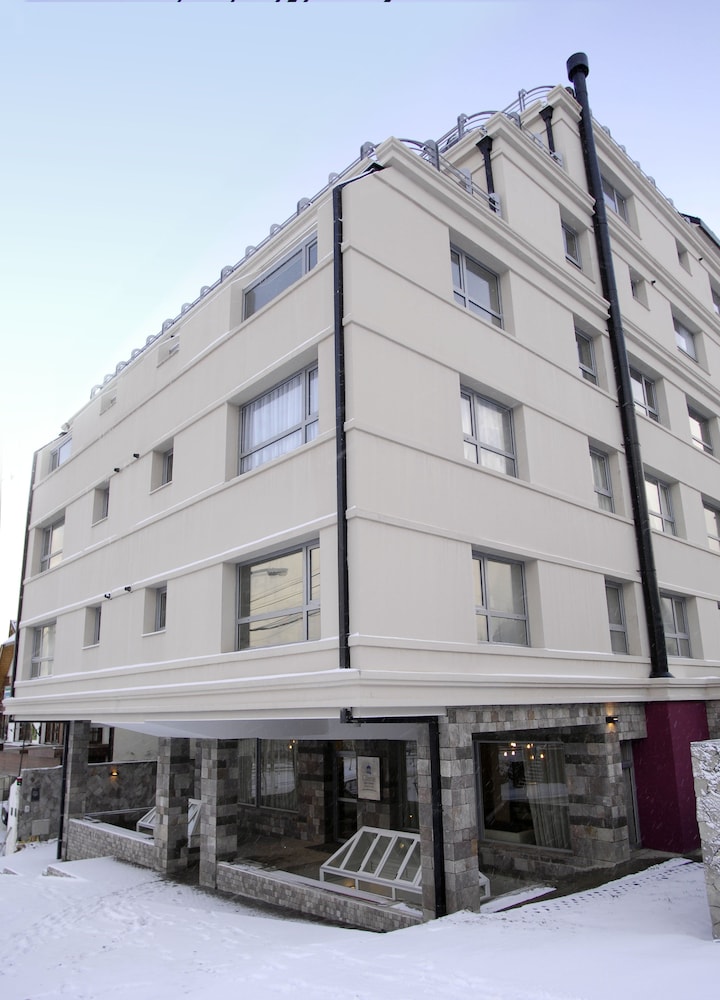 CILENE DEL FARO SUITES AND SPA 4/76