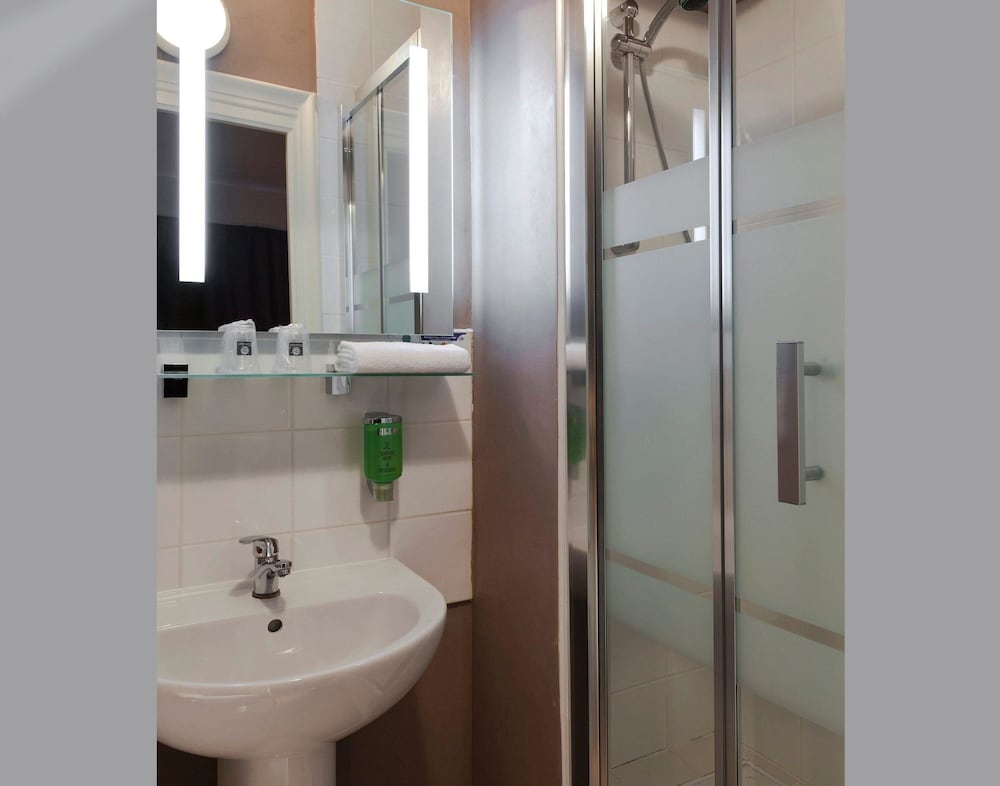 Sure Hotel by Best Western Lorient Centre 14/64