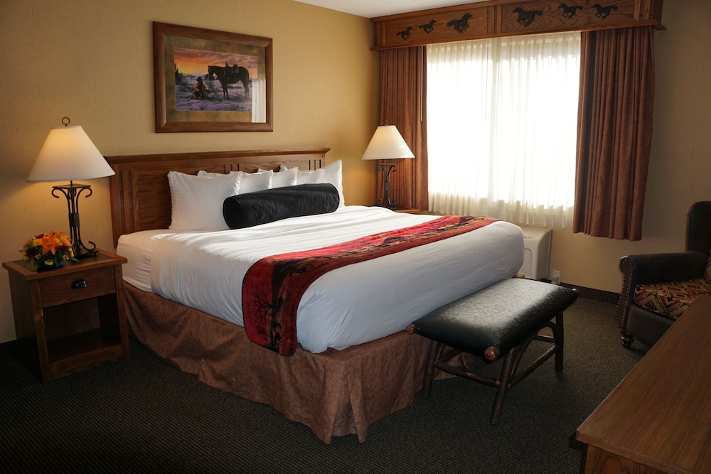 Best Western Plus Kelly Inn & Suites 10/43