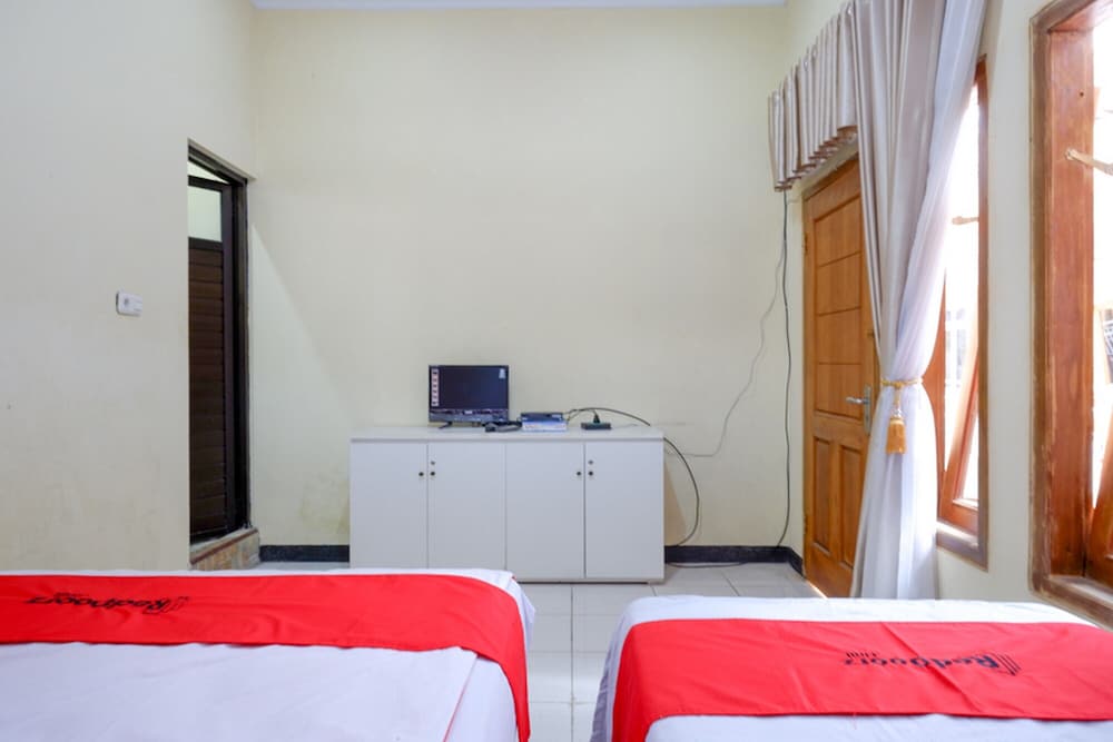 RedDoorz near Desa Wisata Tambi Dieng 19/32