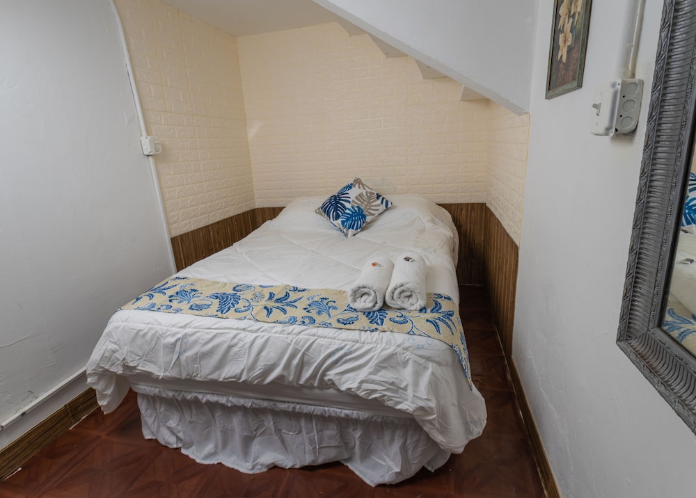Hostal Casa 33 11/44