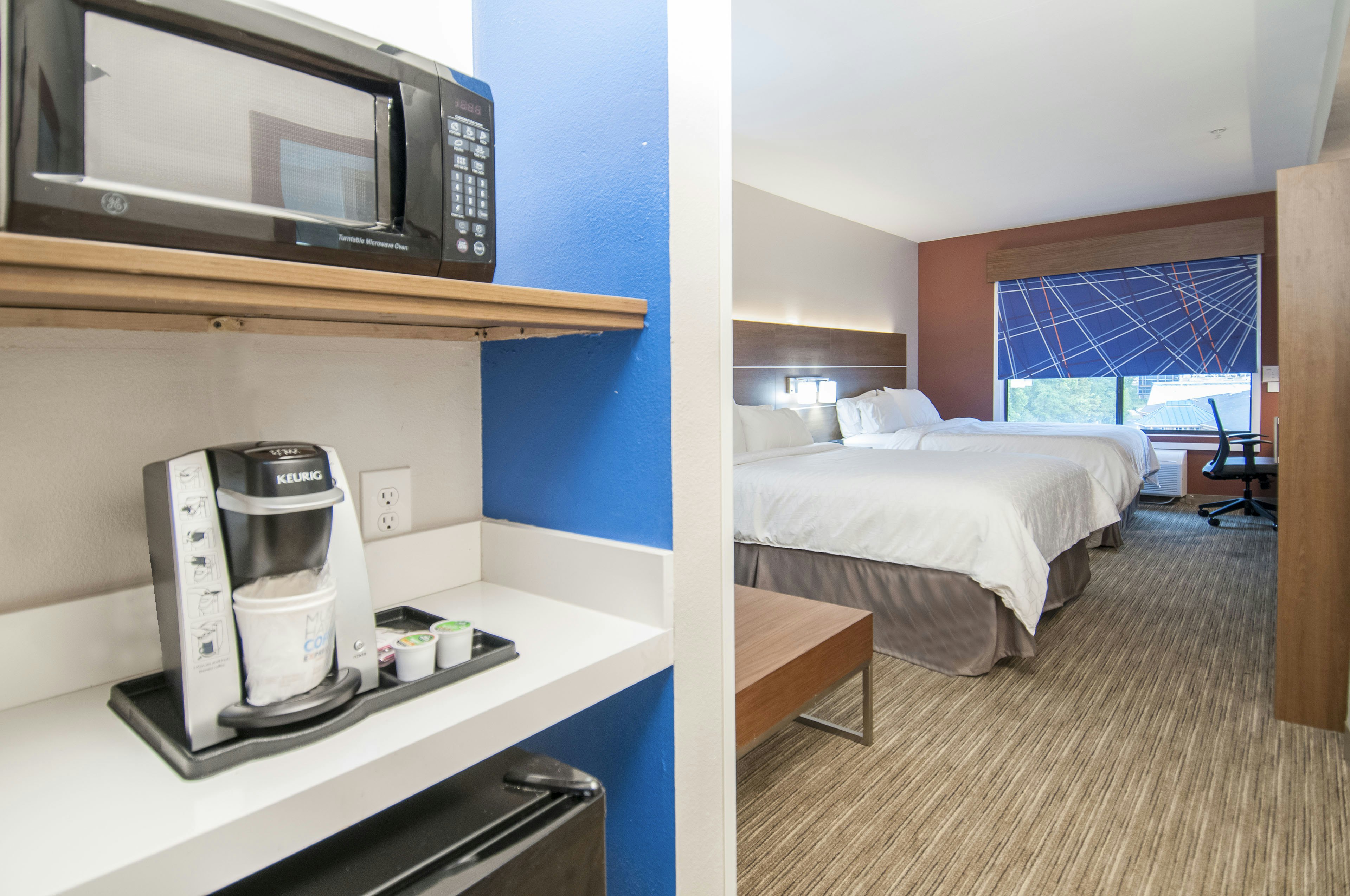 Holiday Inn Express Hotel and Suites Biloxi- Ocean Springs 41/44