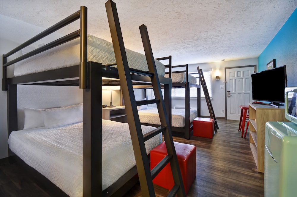 Expedition Lodge 24/62