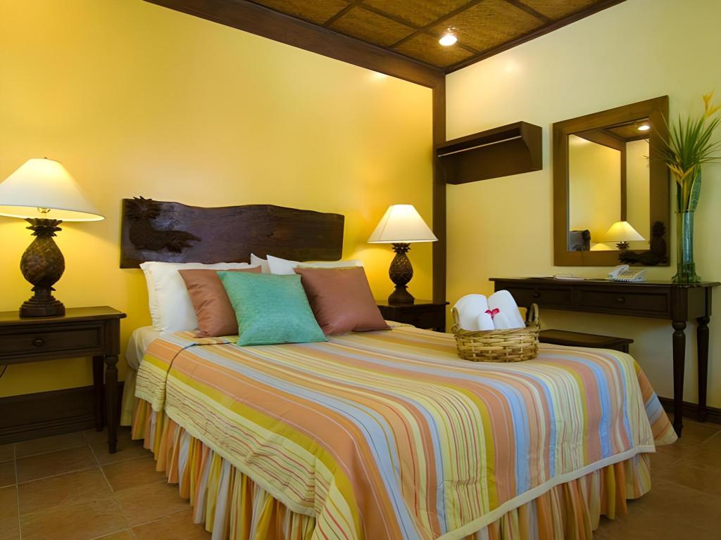Casita, Queen and Twin Beds، Puerto Del Sol Beach Resort 5/8