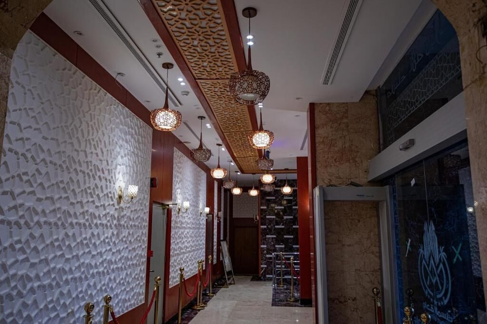 ميركيور جراند أم القرى(Misk Umm Al Qura Hotel) 17/38