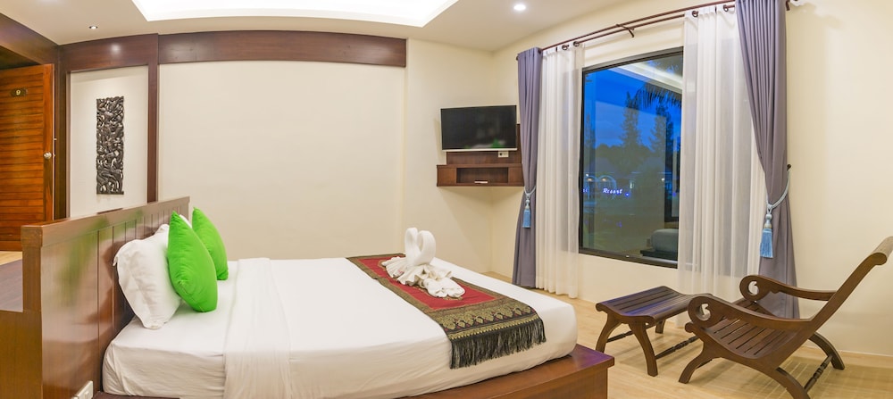 Poonsiri Resort Aonang 12/31