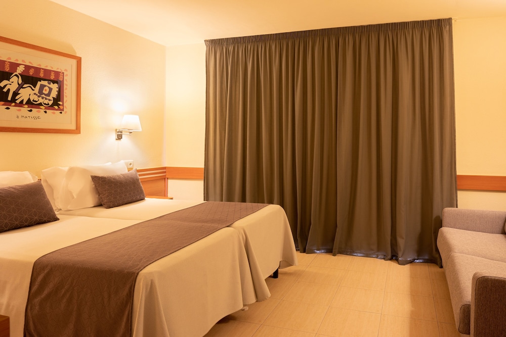 Htop Pineda Palace - Adults Only 14/68