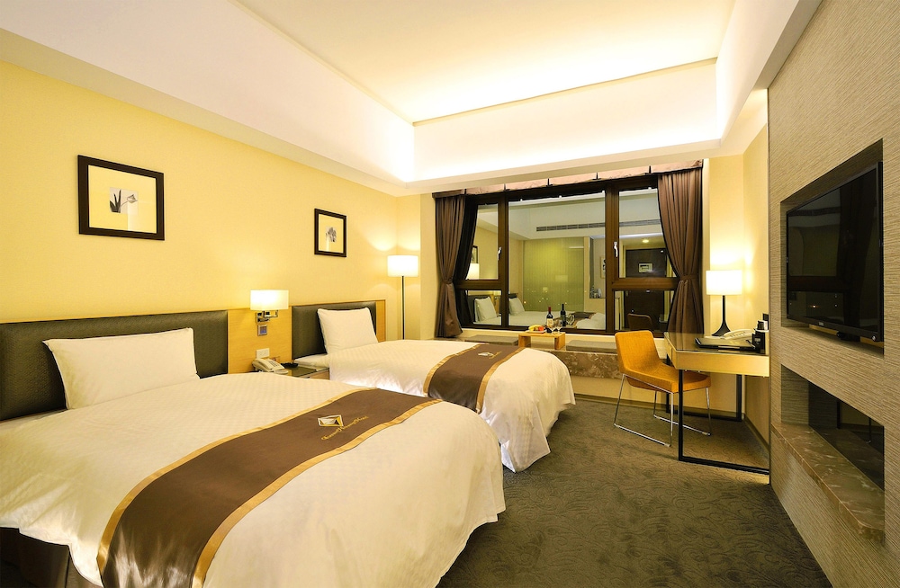 Tsun Huang Hotel 14/62
