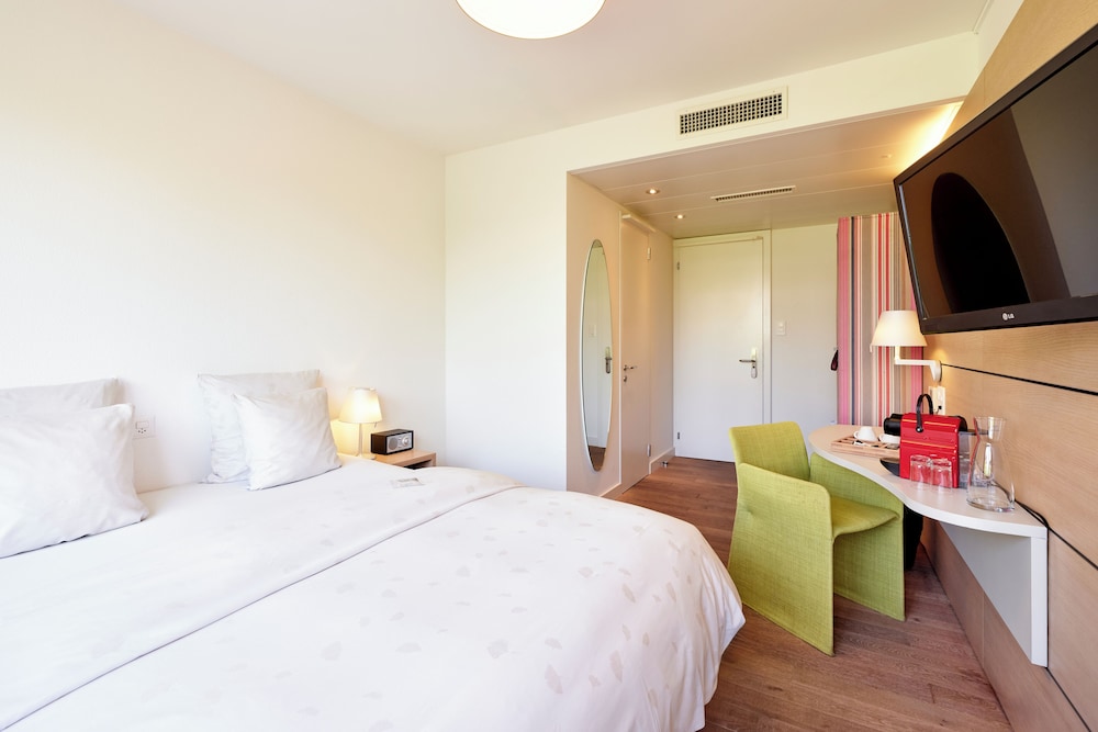CHARMING, BUDGET, DOUBLE BED