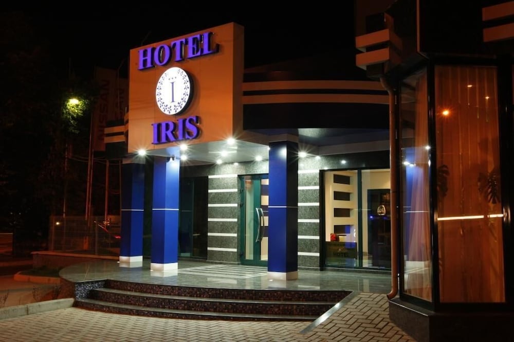IRIS HOTEL 11/50