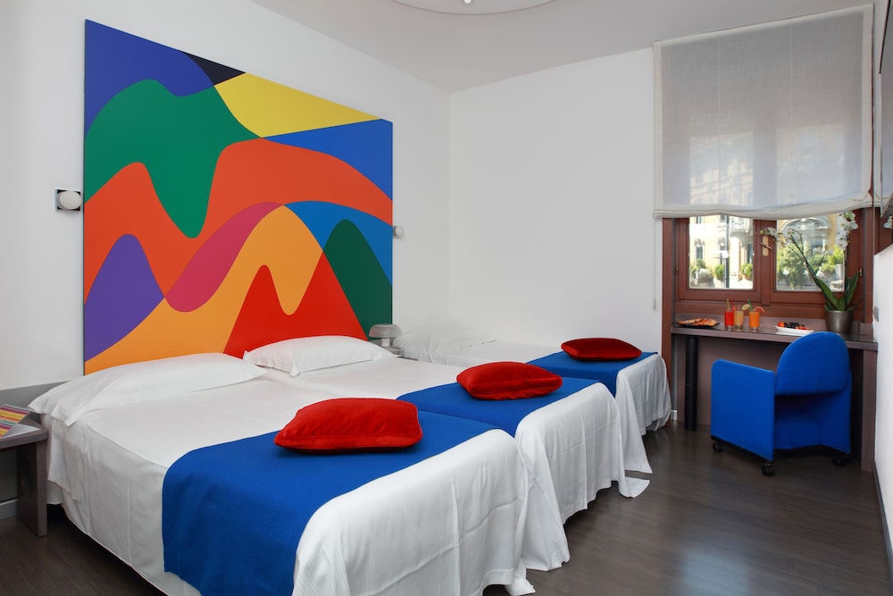 Mediolanum Hotel 22/71
