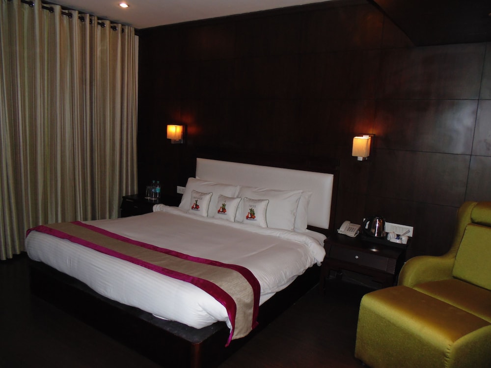 Hotel Saurabh Candy By Peppermint 19/39
