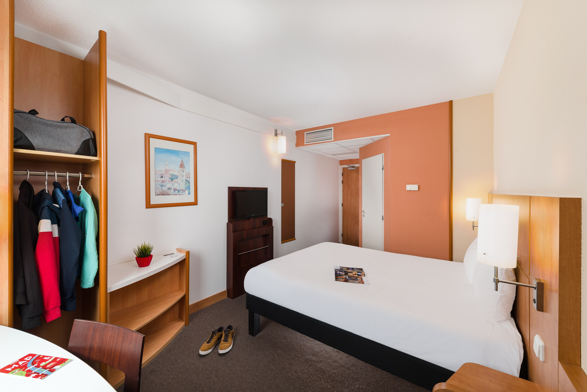 غرفة قياسية بسرير مزدوج أو سريرين منفصلين، Ibis Praha Mala Strana 4/6