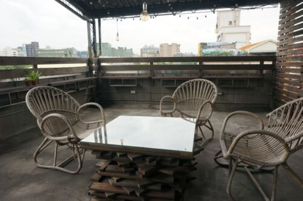 Five Elements Hostel Taipei 23/26