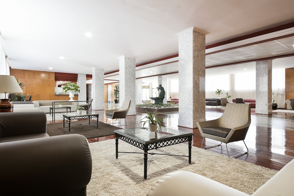 Best Triton Hotel 54/72