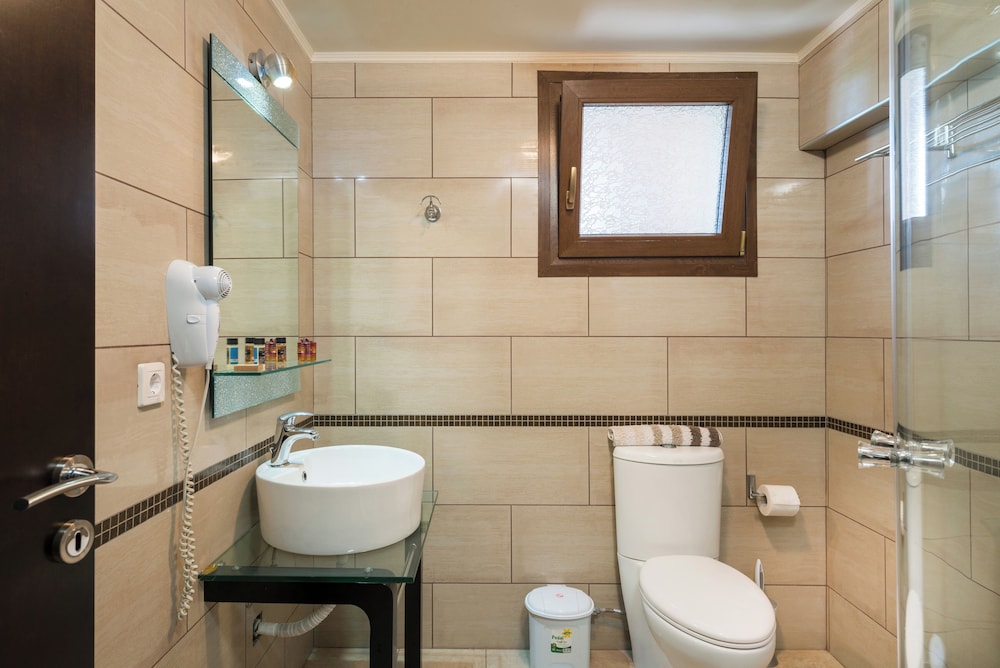 Areti Suites 50/50