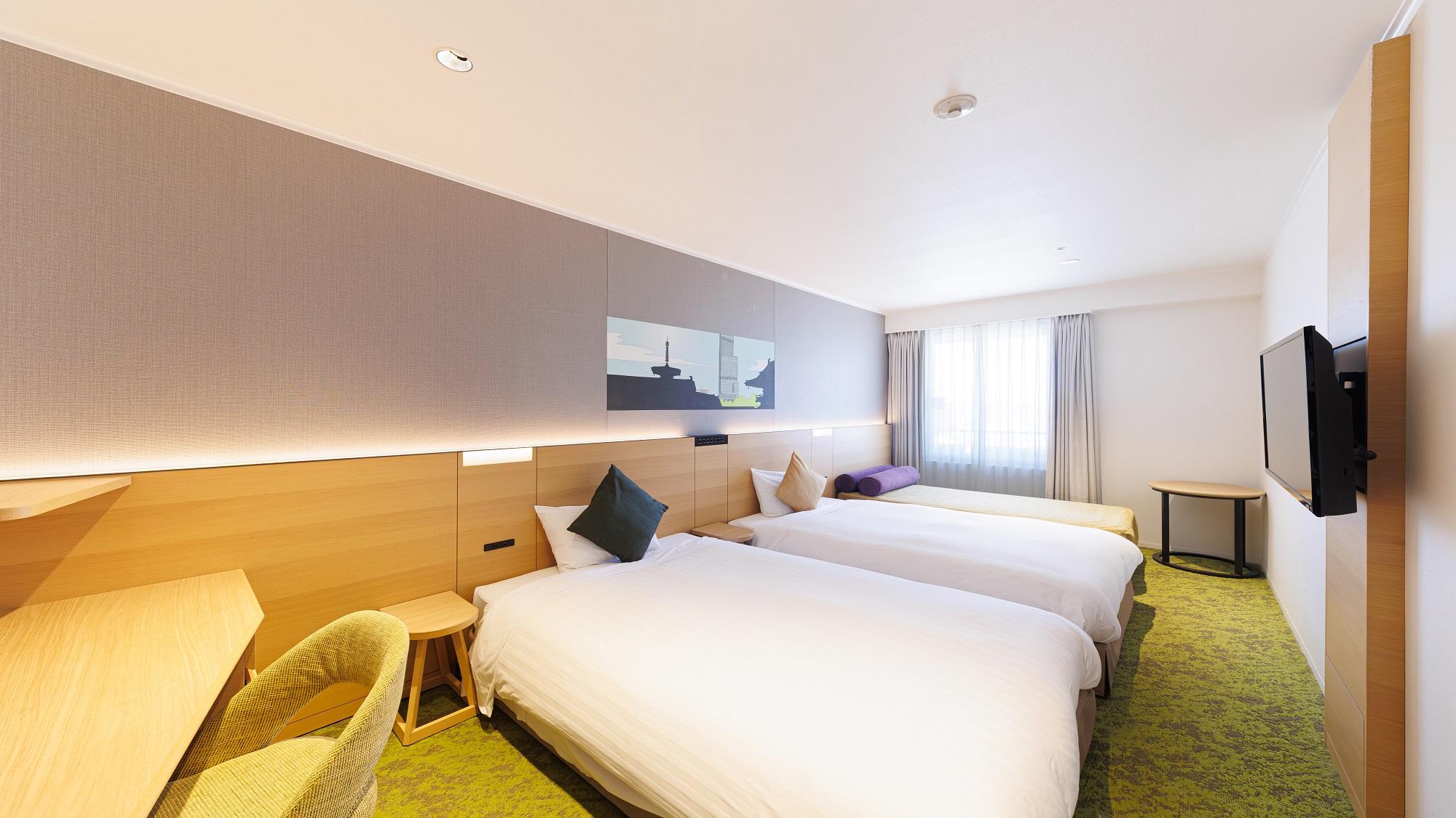 Comfort, Twin Beds, Night View