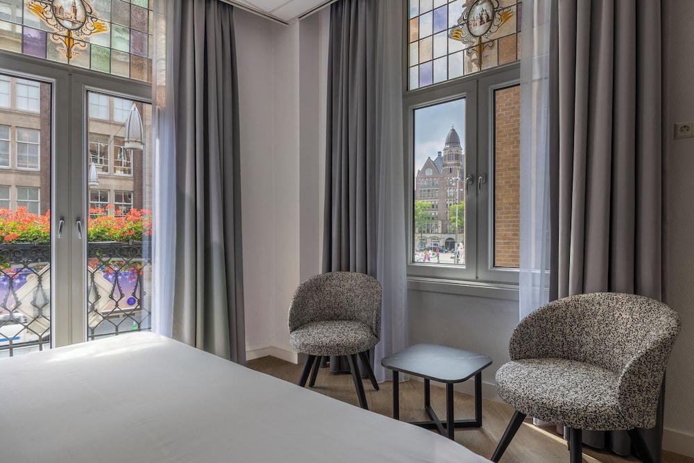 Hotel Amsterdam - De Roode Leeuw 47/59
