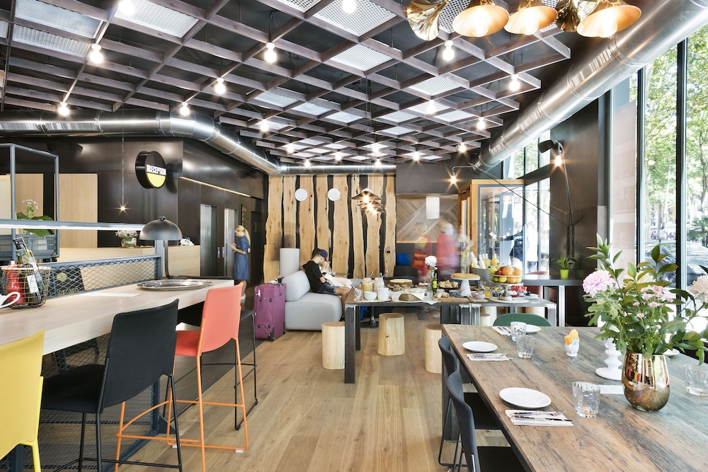 Niu Barcelona 56/64