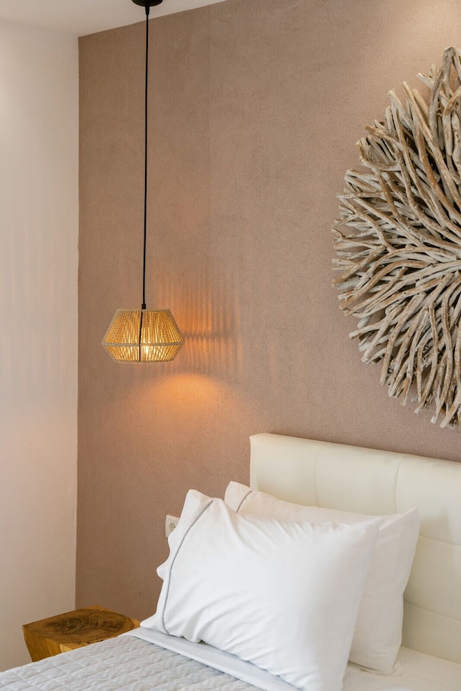 Naxos Finest Hotel Villas 23/50