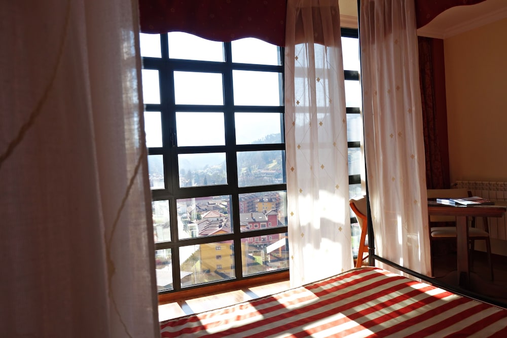 Hotel Mirador De La Cepada 14/28