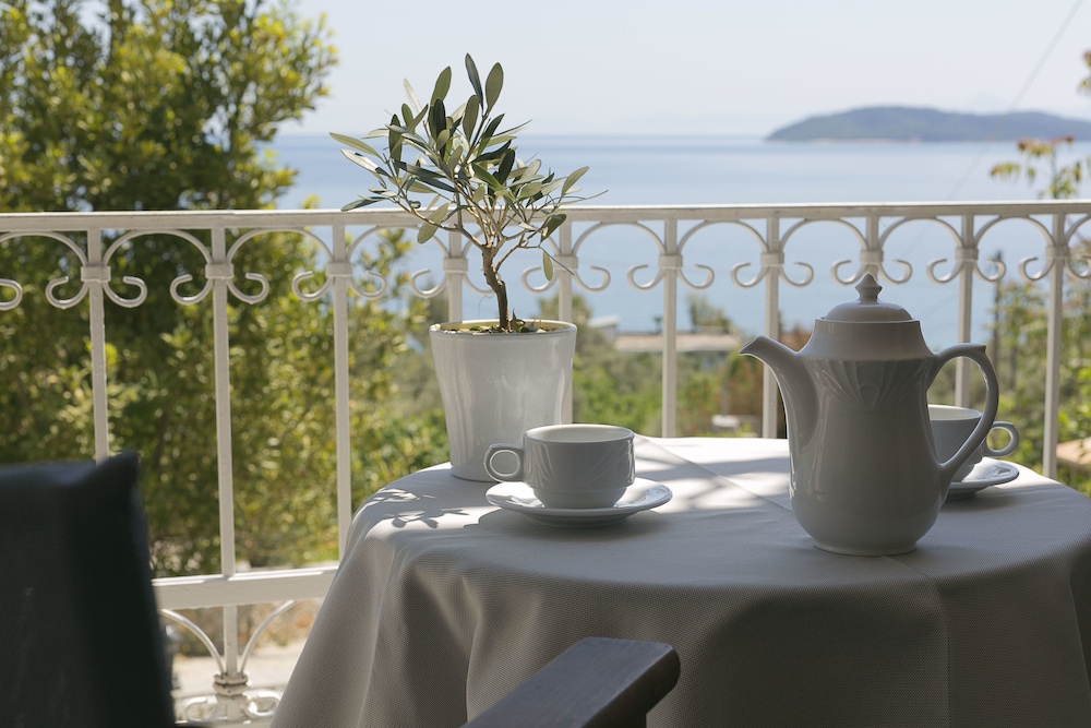 Irida Aegean View 78/91