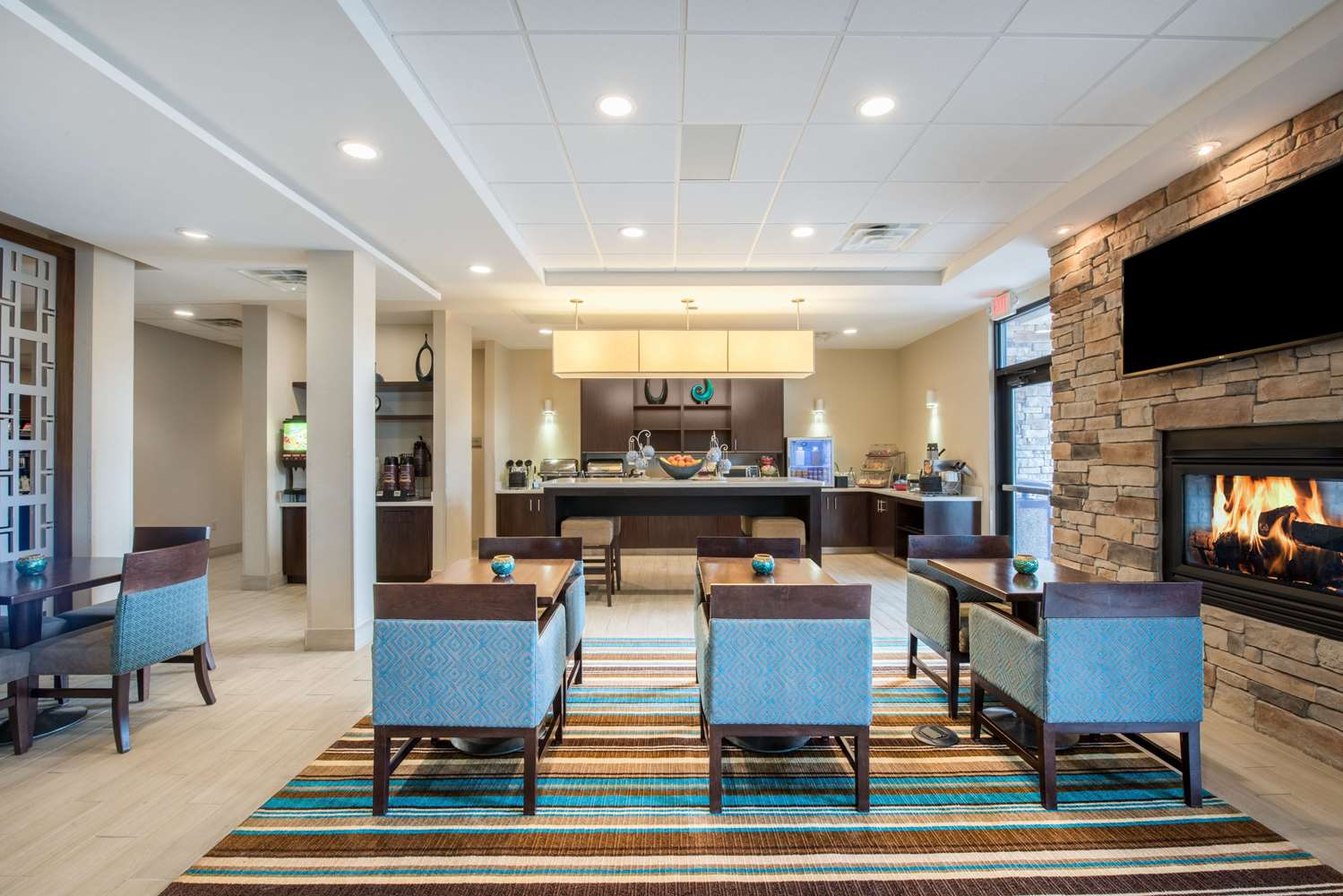 Hawthorn Suites by Wyndham Bridgeport/Clarksburg 6/18