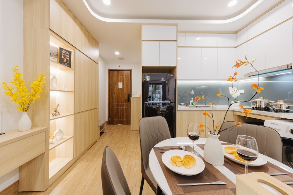 Wisteria Luxury Apartment 37/50
