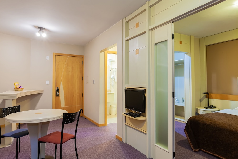 Tri Hotel & Flat Caxias 57/70