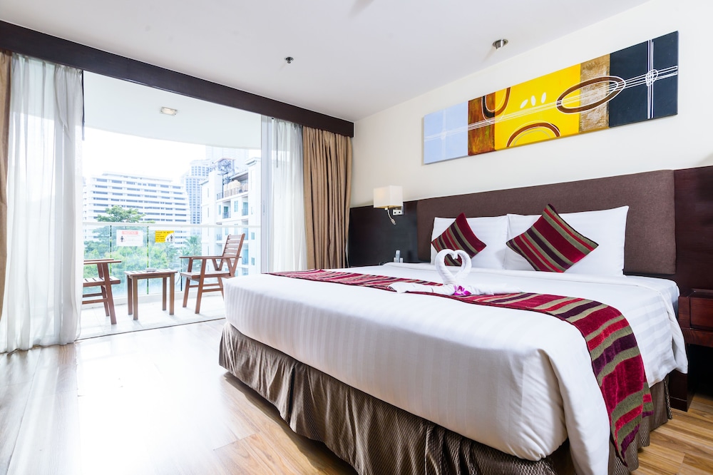 Lohas Residences Sukhumvit 20/71
