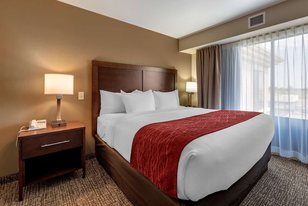 Comfort Inn & Suites Goodland, KS 19/47