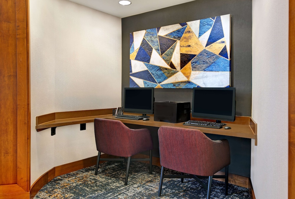 Hyatt Place Jackson/ Ridgeland 55/68