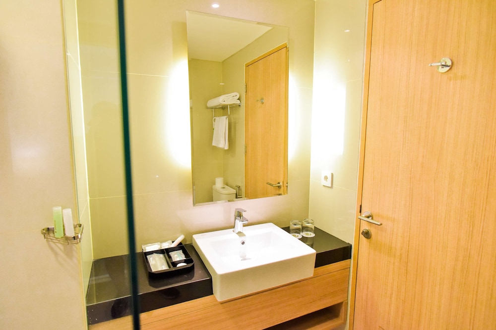 Golden Tulip Essential 50/50