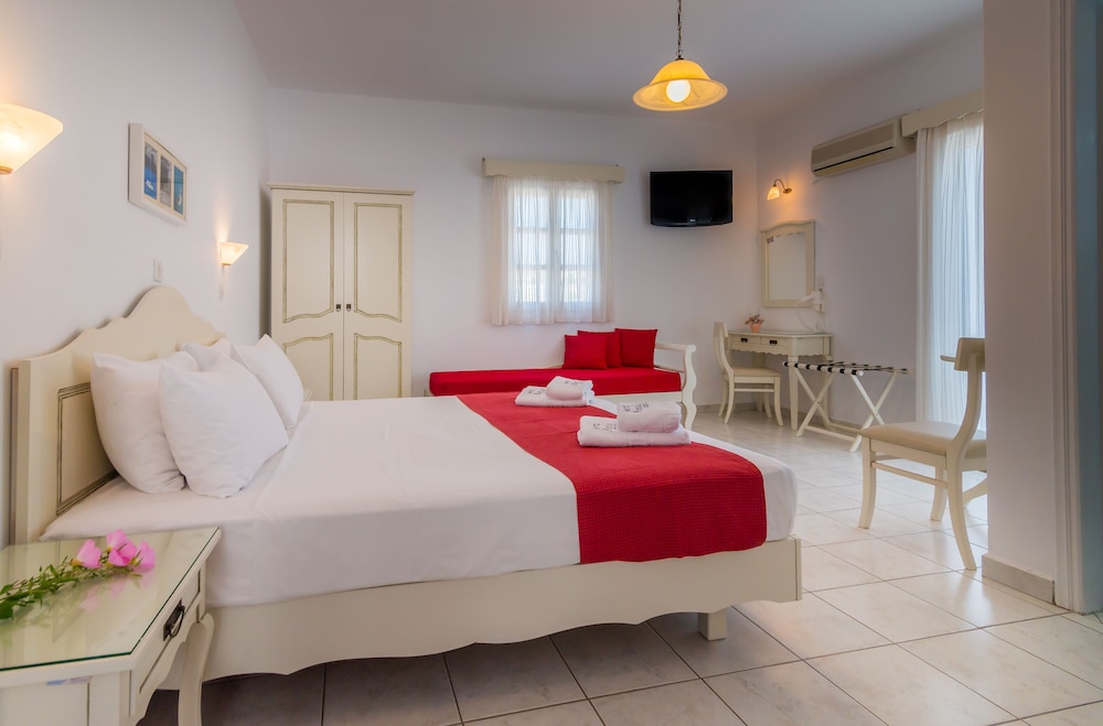 Aeolis Hotel 12/32