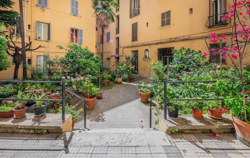Lele Rooms San Lorenzo 43/50