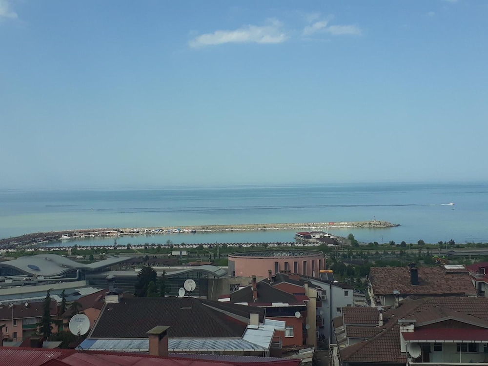 ALYA SUITE HOTEL 40/49