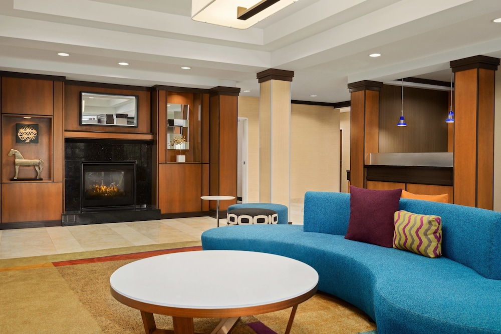 Fairfield Inn Suites Weirton 21/26