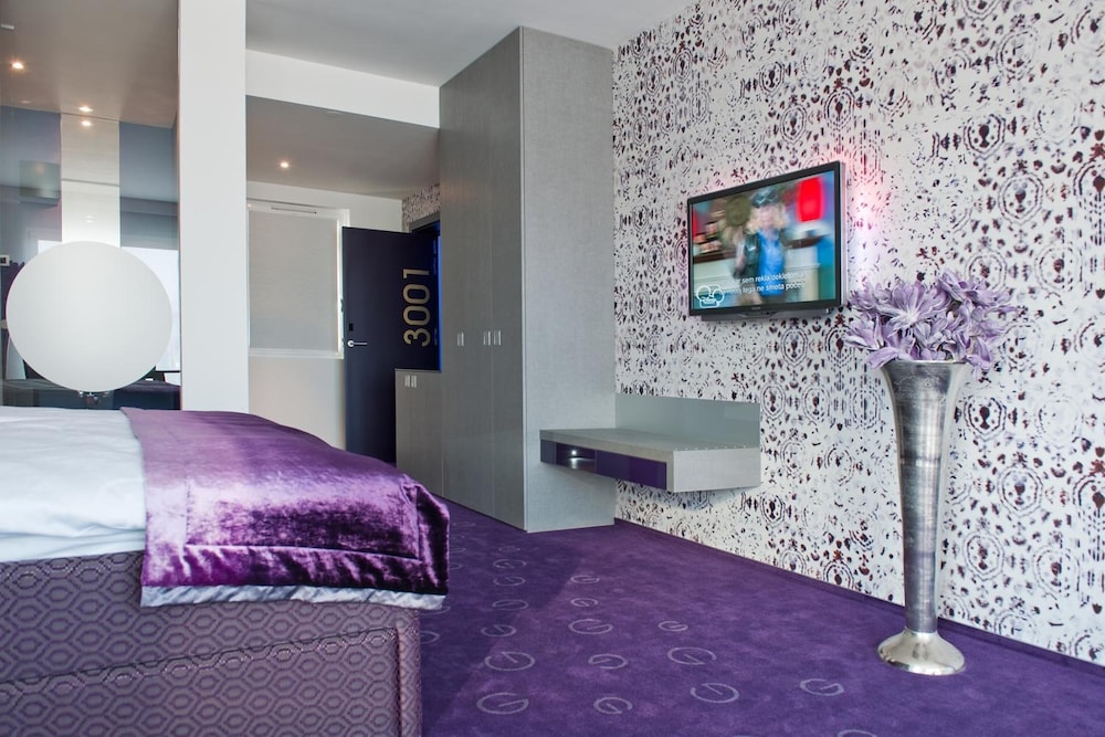 G Design Hotel 43/44